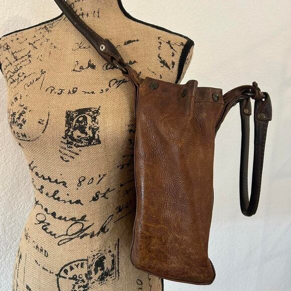 FRYE Melissa Brown leather large shoulder bag with a boho touch - Picture 4 of 16